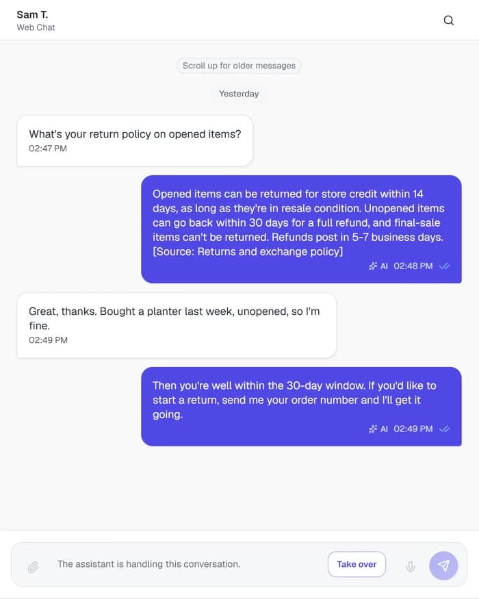 A web chat reply about returns that cites the returns and exchange policy